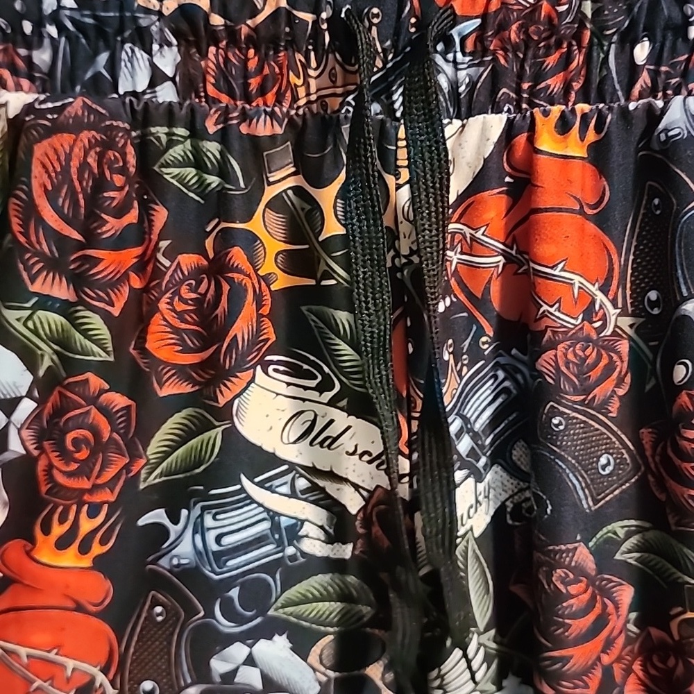 Small Joggers Old School Print SUPER CUTE! - Picture 3 of 4